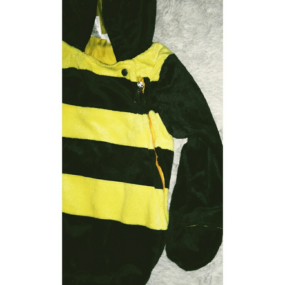 Infant Bumblebee Onesie - Picture 3 of 6